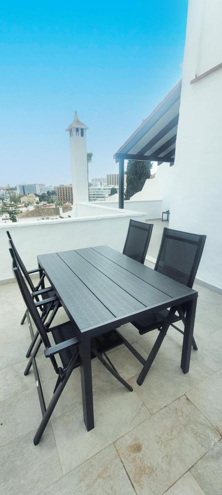 Delightful 2 Bed, Pueblo Evita * Benalmadena