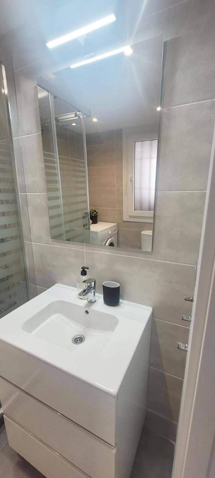 Delightful 2 Bed, Pueblo Evita Apartment *