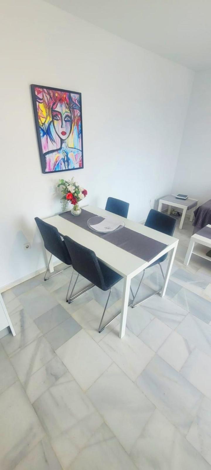 Delightful 2 Bed, Pueblo Evita * Benalmadena