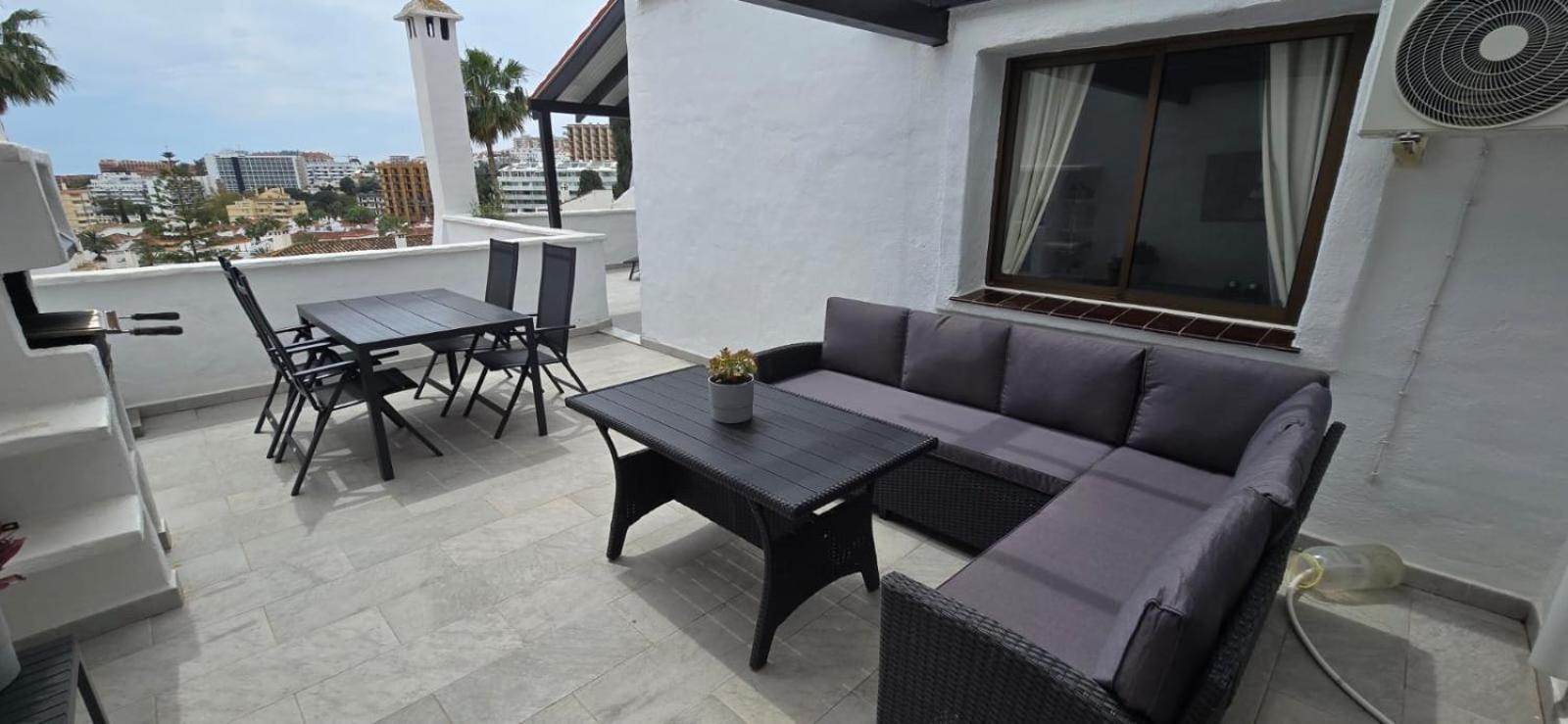 Delightful 2 Bed, Pueblo Evita Benalmadena